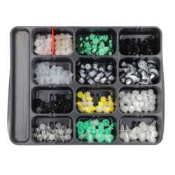 ASSORTMENT TRAY OF DOOR PANEL TRIM CLIPS RENAULT TYPE