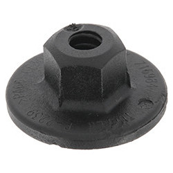 KUNSTSTOFFMUTTER Ø 5 mm SEITENWAND MOTORRAUM/RADLAUF